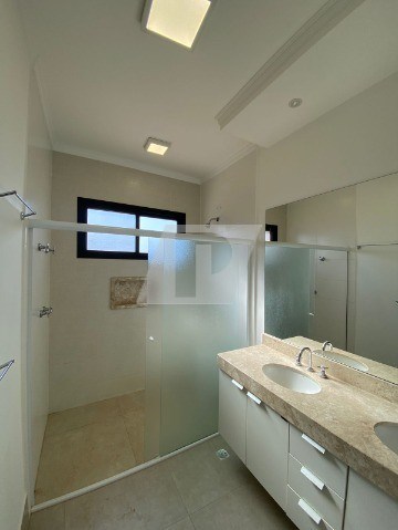 Casa de Condomínio à venda e aluguel com 3 quartos, 300m² - Foto 20