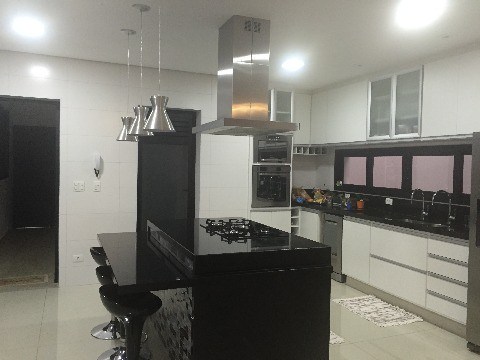 Casa de Condomínio à venda com 3 quartos, 330m² - Foto 11