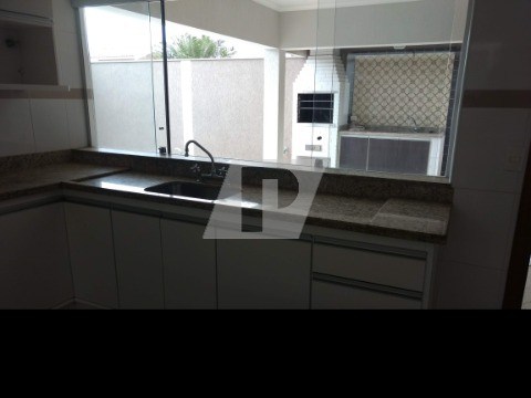 Casa de Condomínio para alugar com 4 quartos, 258m² - Foto 8
