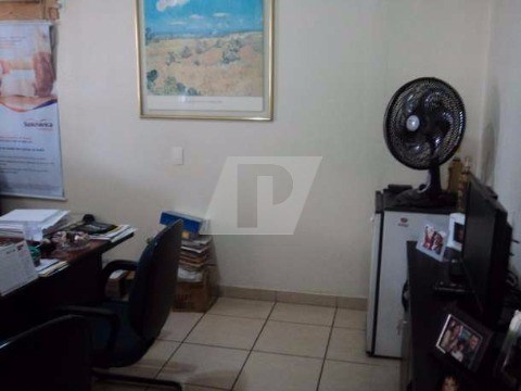 Prédio Inteiro para alugar, 280m² - Foto 9