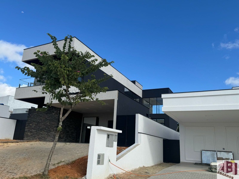 Casa de Condomínio à venda com 3 quartos, 360m² - Foto 9