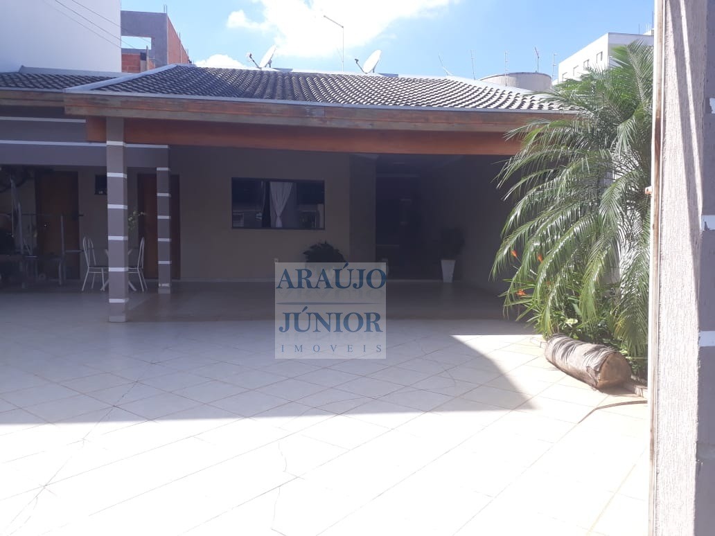 Casa, 3 quartos, 154 m² - Foto 1