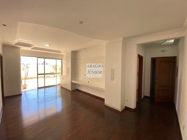 Apartamento, 3 quartos, 190 m² - Foto 1