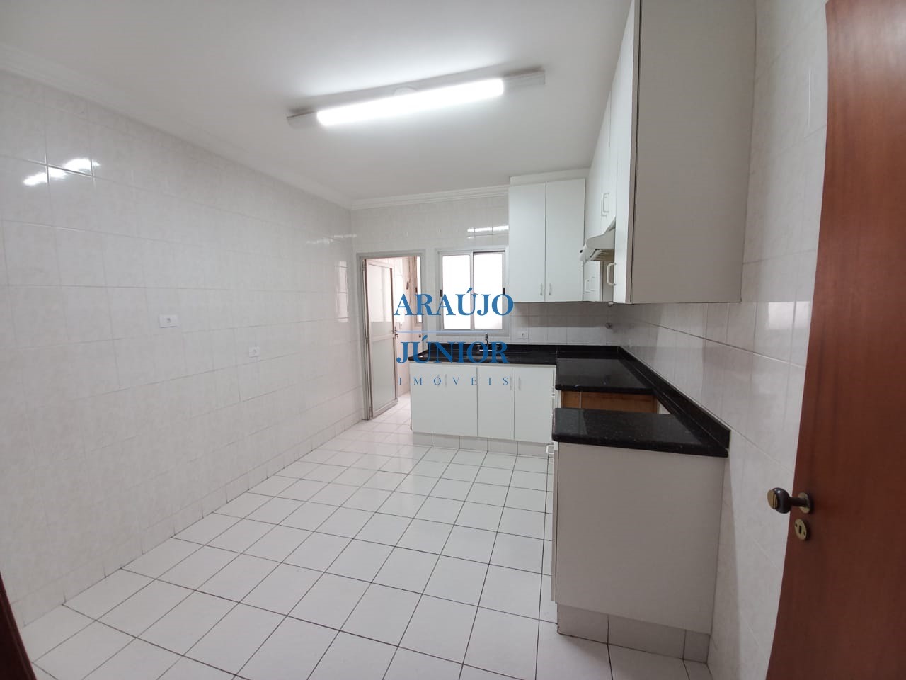 Apartamento, 3 quartos, 100 m² - Foto 4