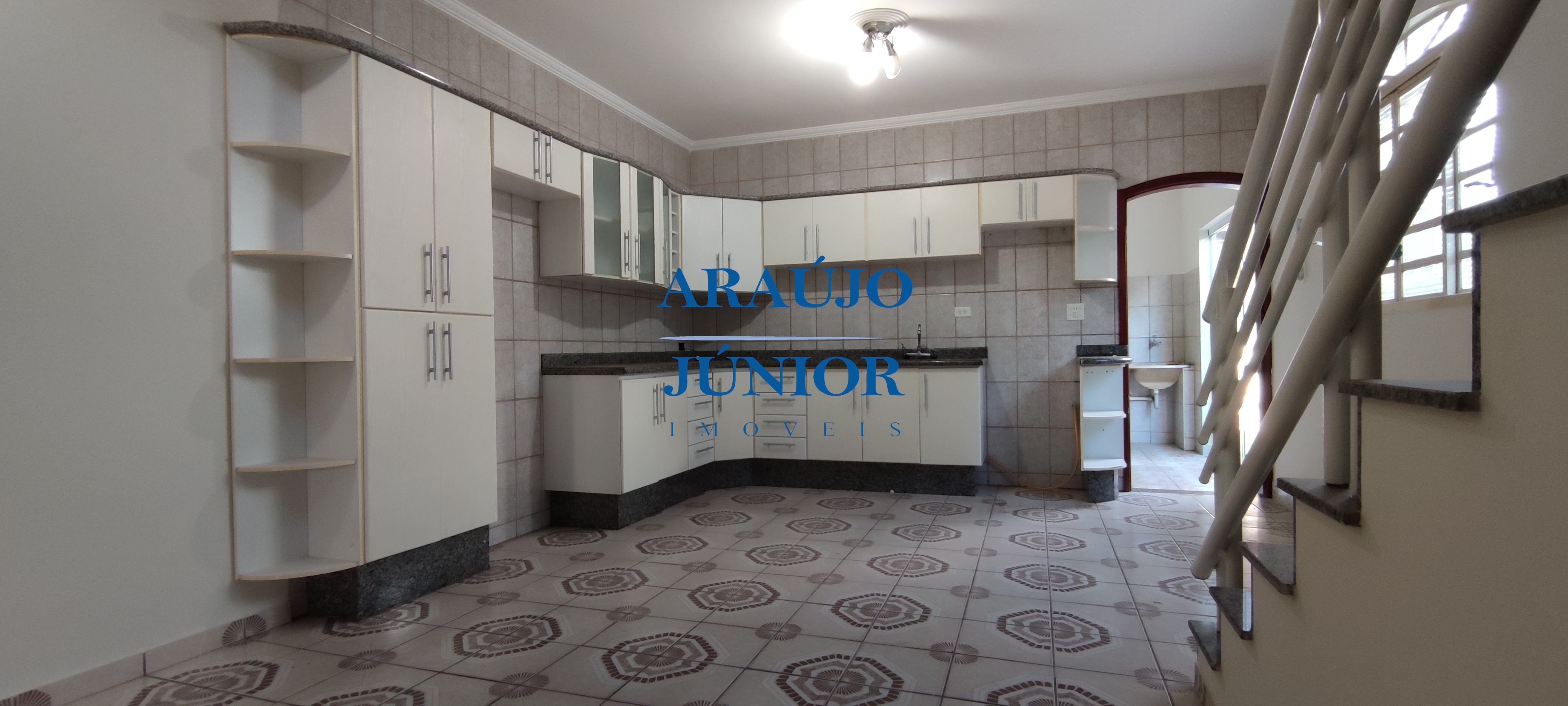 Casa, 3 quartos, 247 m² - Foto 1