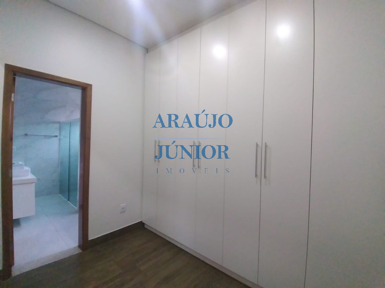 Casa, 3 quartos, 334 m² - Foto 27