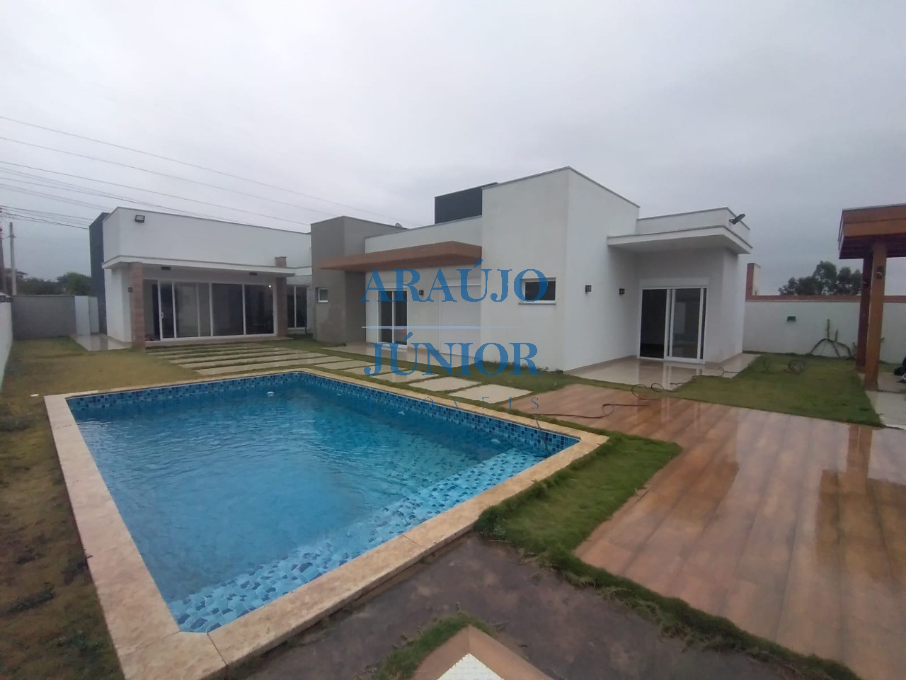Casa, 3 quartos, 334 m² - Foto 1