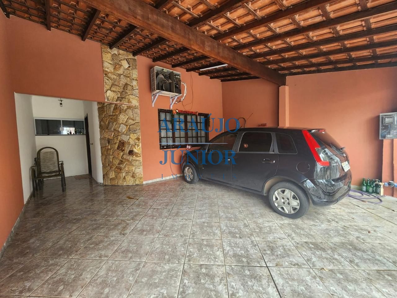 Casa, 2 quartos, 150 m² - Foto 1