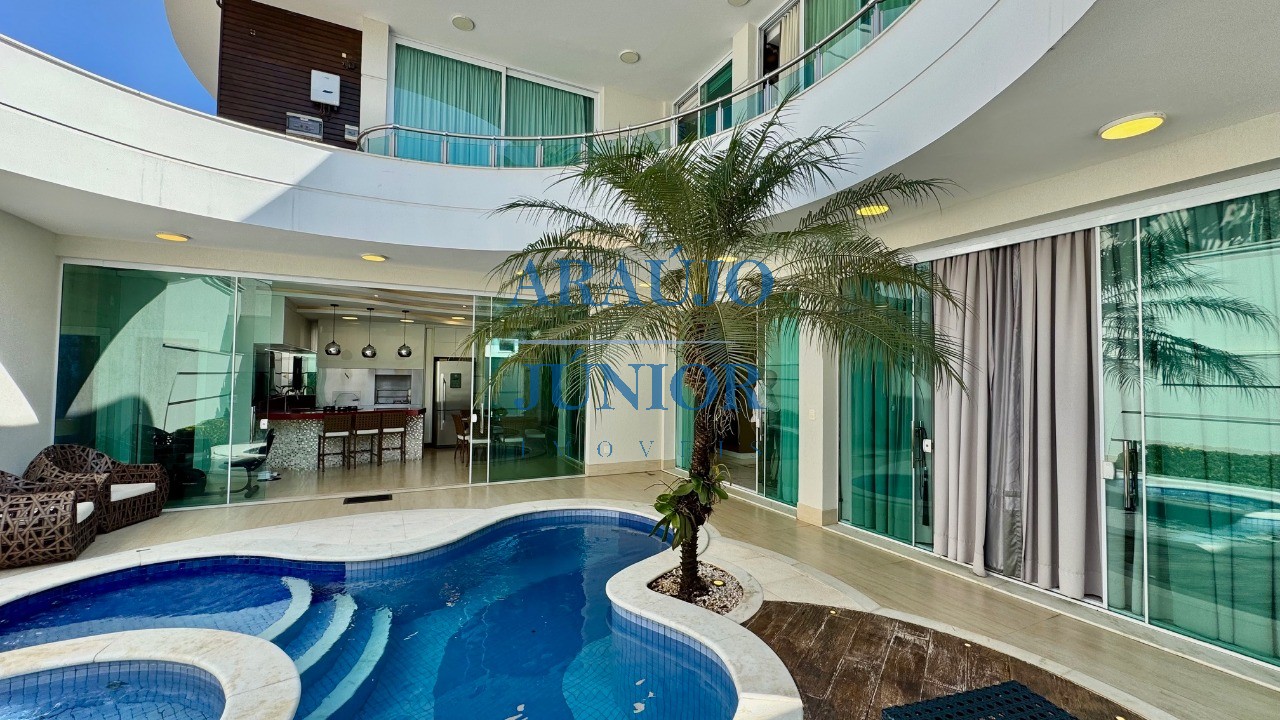 Casa, 3 quartos, 346 m² - Foto 1