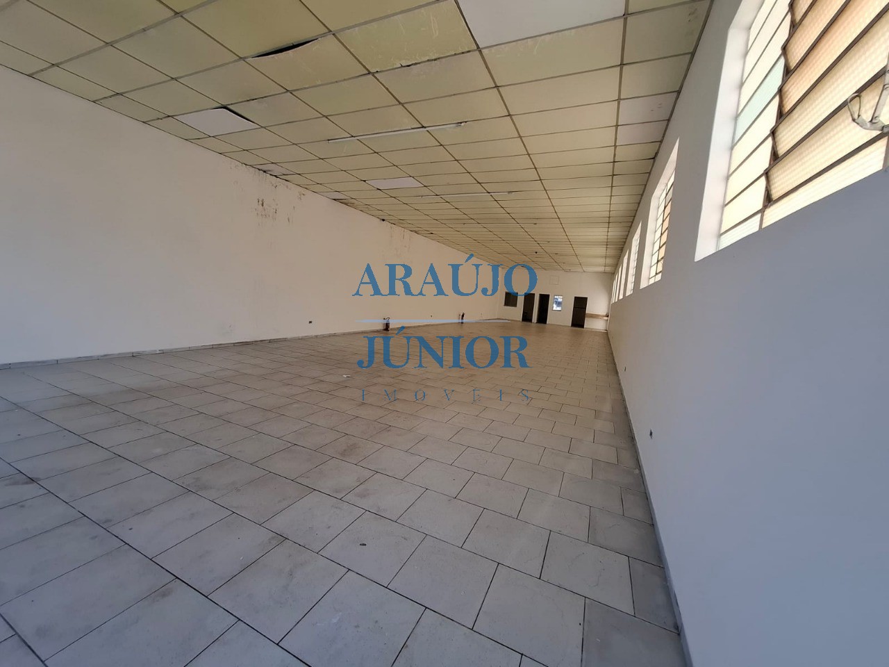 Loja-Salão, 240 m² - Foto 13