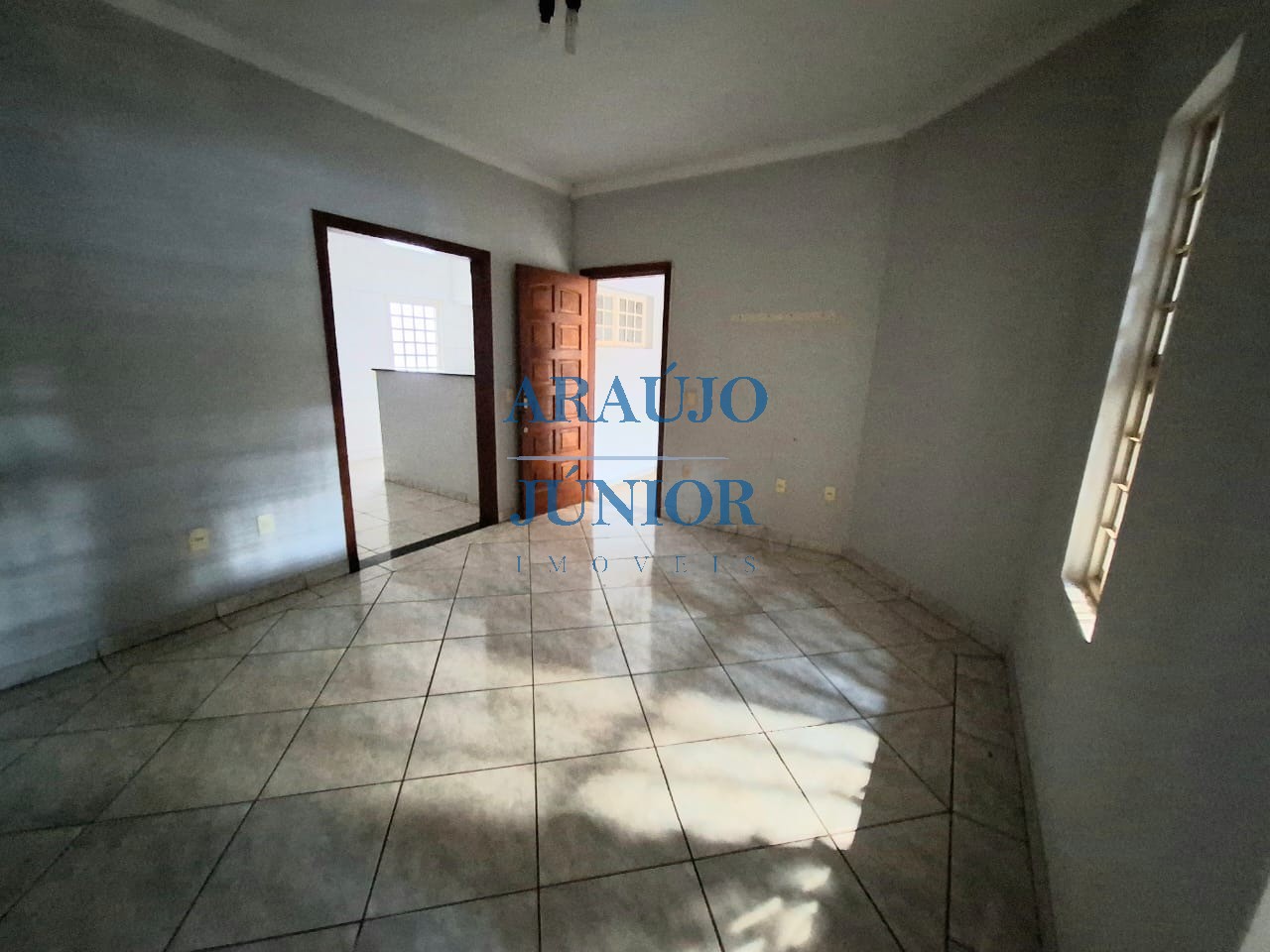 Casa, 3 quartos, 130 m² - Foto 2