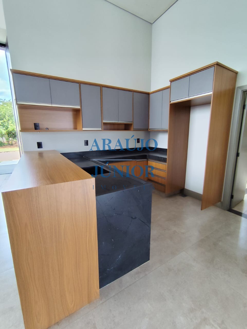 Casa, 3 quartos, 263 m² - Foto 3