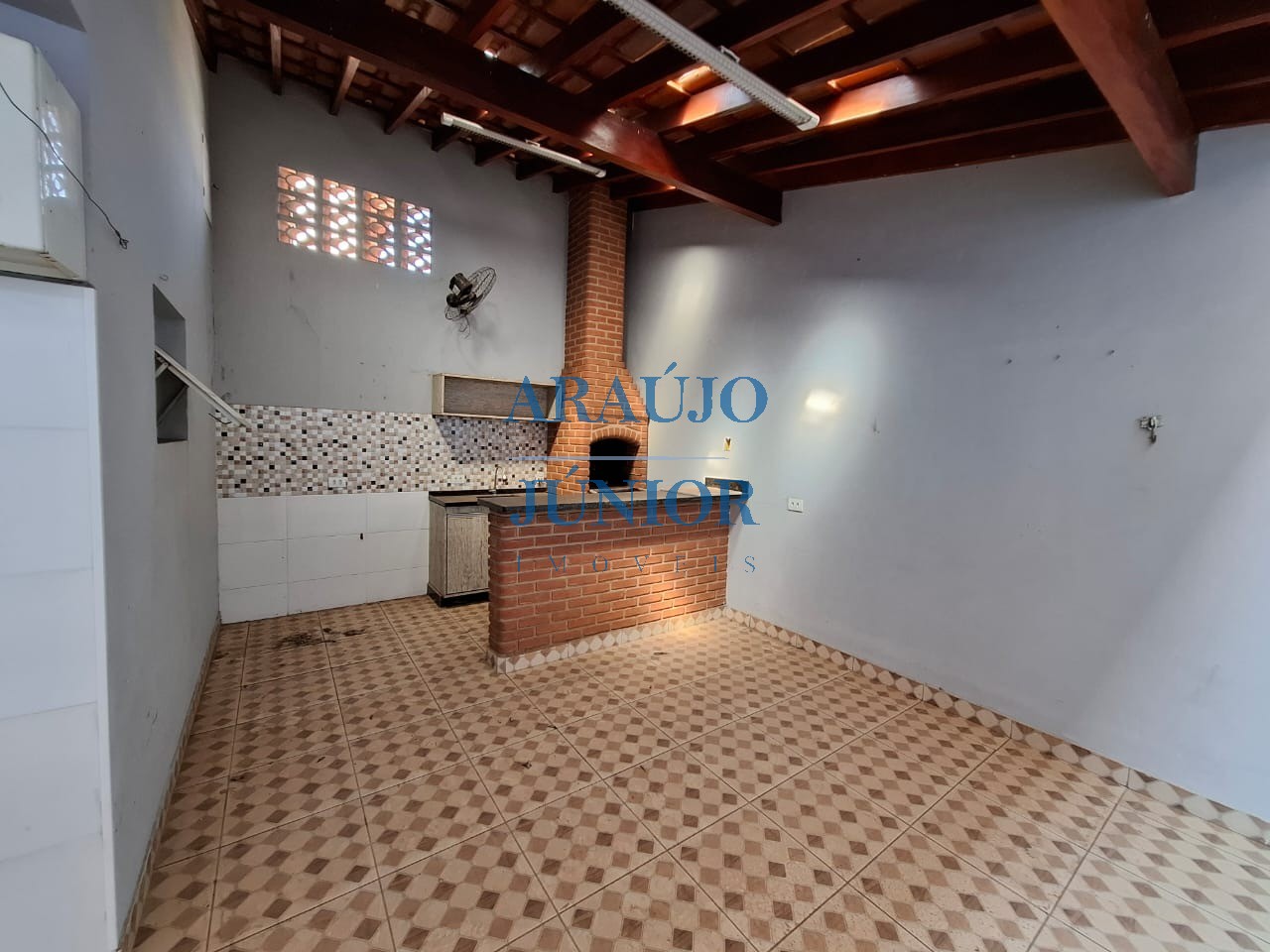 Casa, 3 quartos, 130 m² - Foto 1