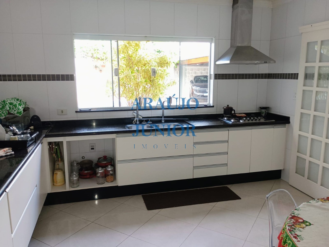 Casa, 3 quartos, 255 m² - Foto 11