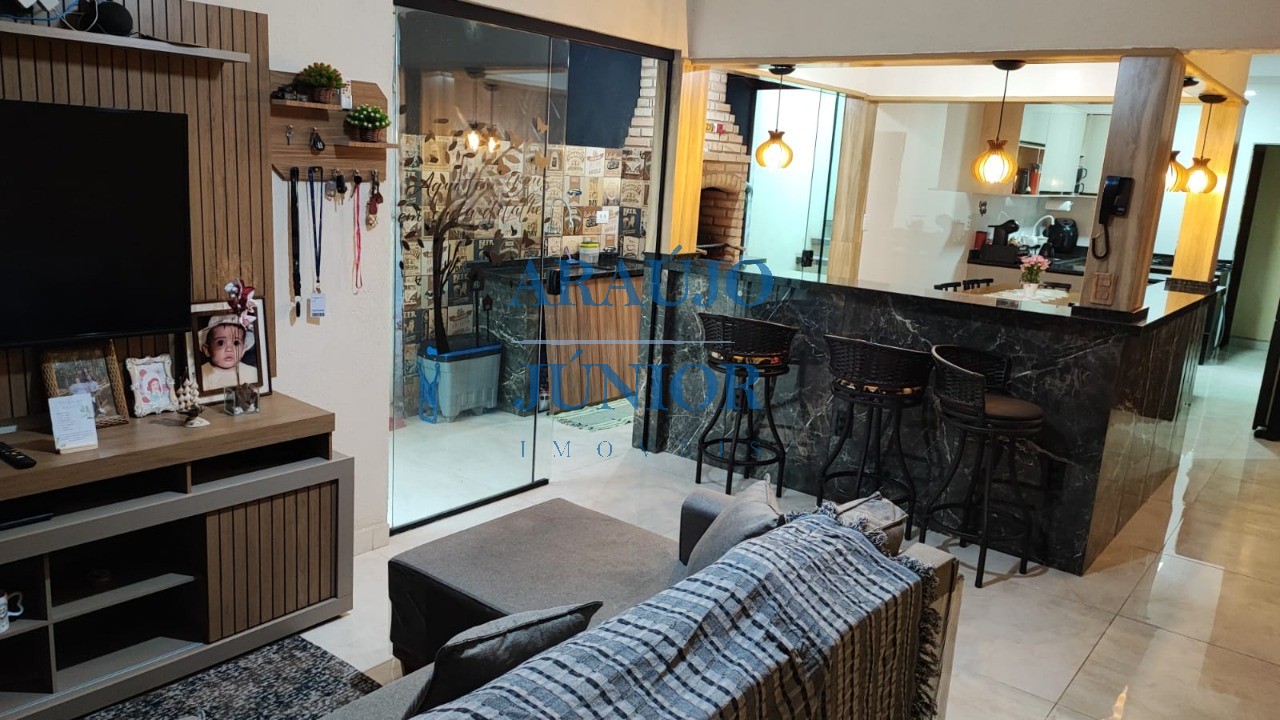 Casa, 3 quartos, 140 m² - Foto 1