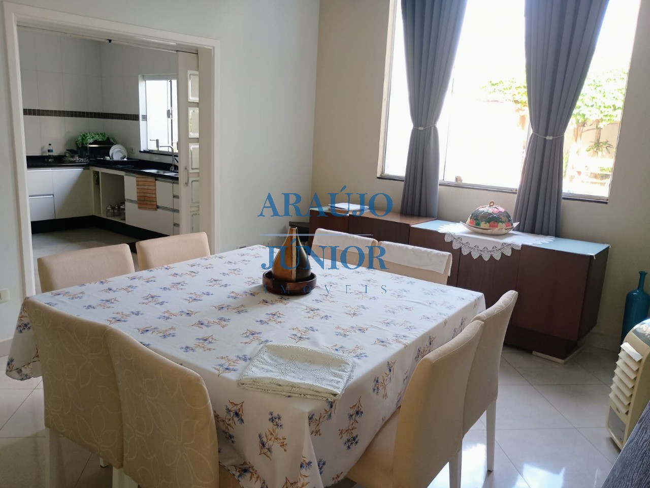 Casa, 3 quartos, 255 m² - Foto 13