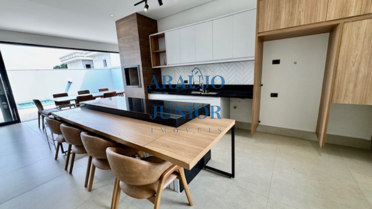 Casa, 3 quartos, 230 m² - Foto 8