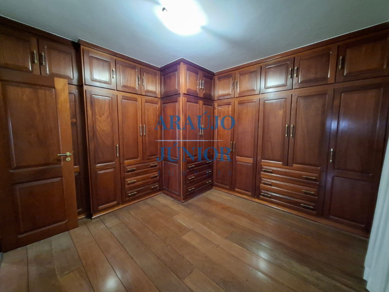 Apartamento, 3 quartos, 673 m² - Foto 15