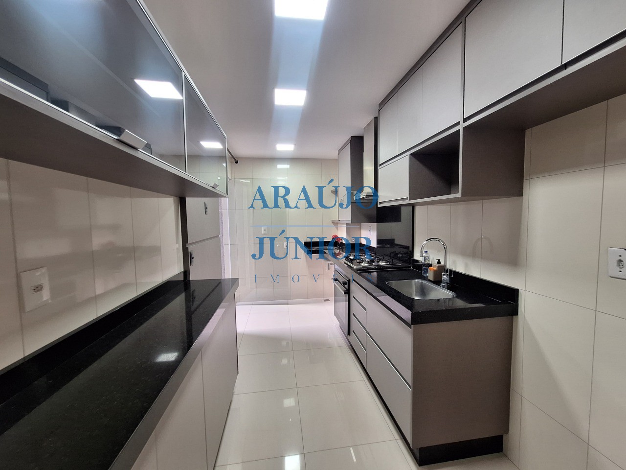 Apartamento, 2 quartos, 60 m² - Foto 1