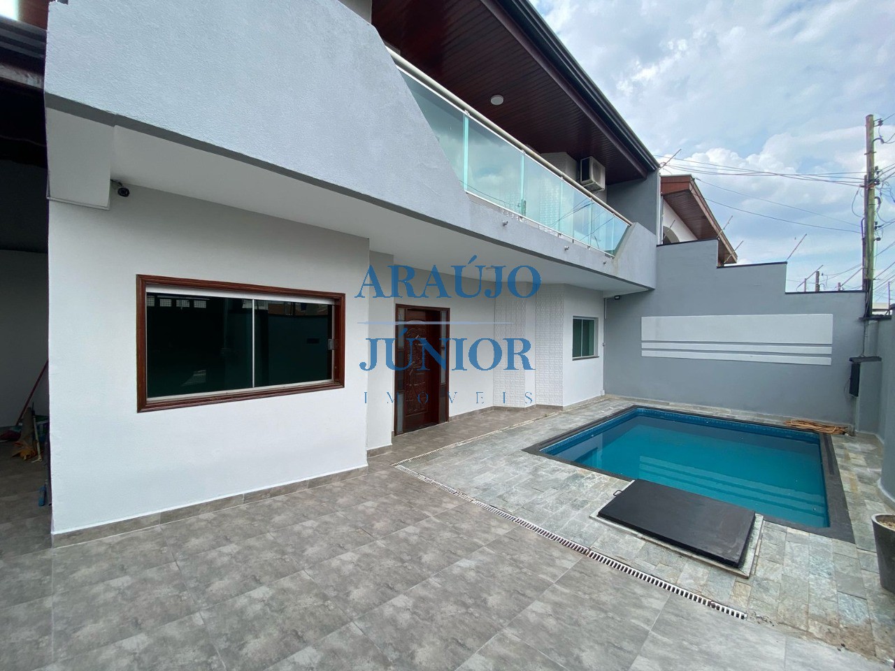 Casa, 3 quartos, 167 m² - Foto 1