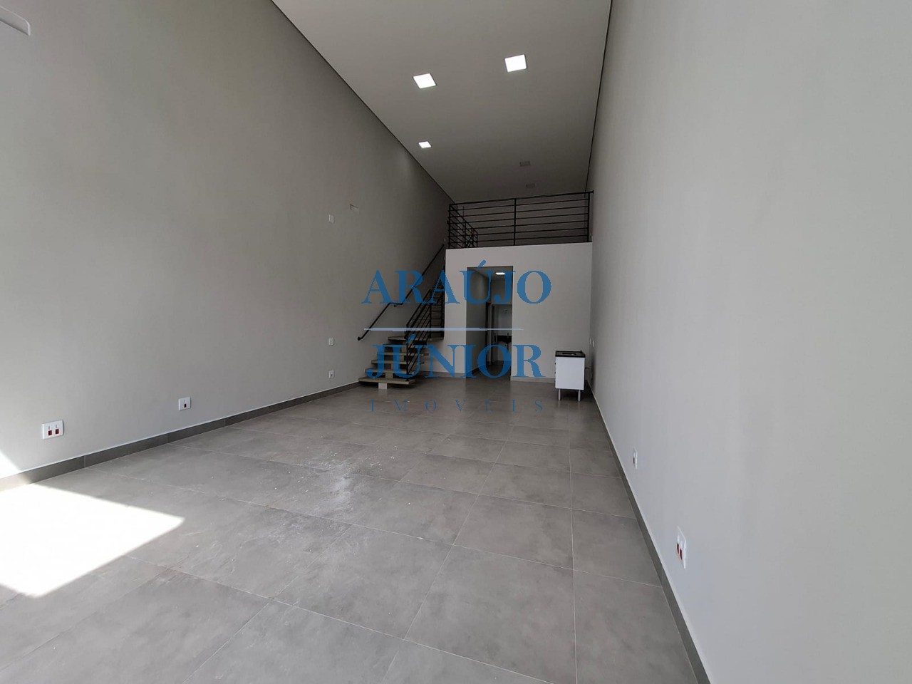 Loja-Salão, 90 m² - Foto 2