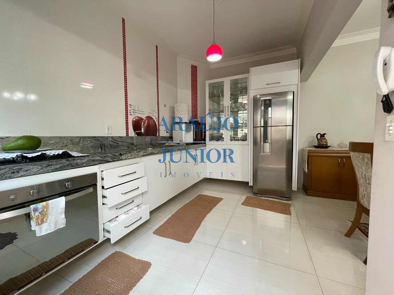 Casa, 3 quartos, 189 m² - Foto 28