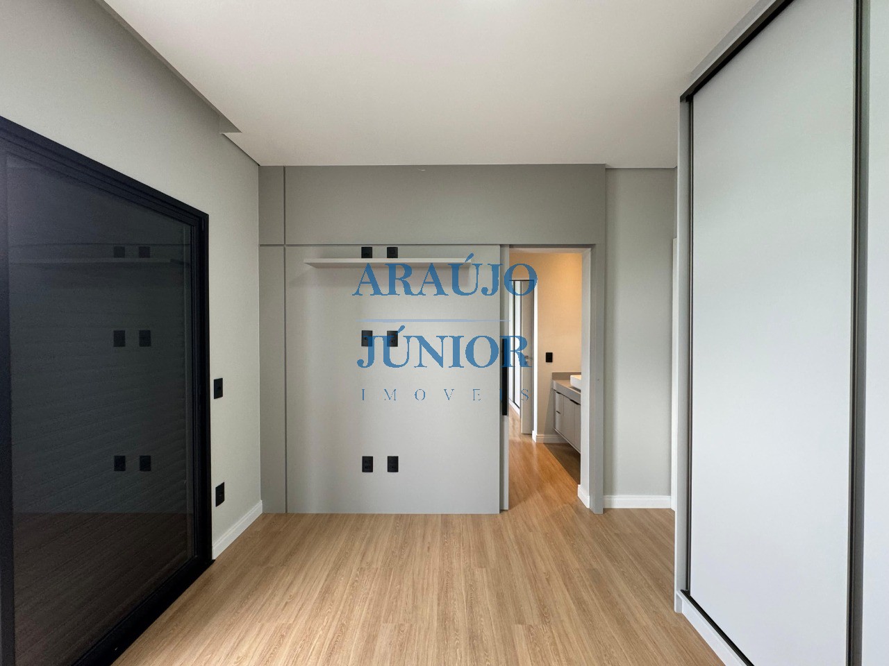 Casa, 3 quartos, 218 m² - Foto 3