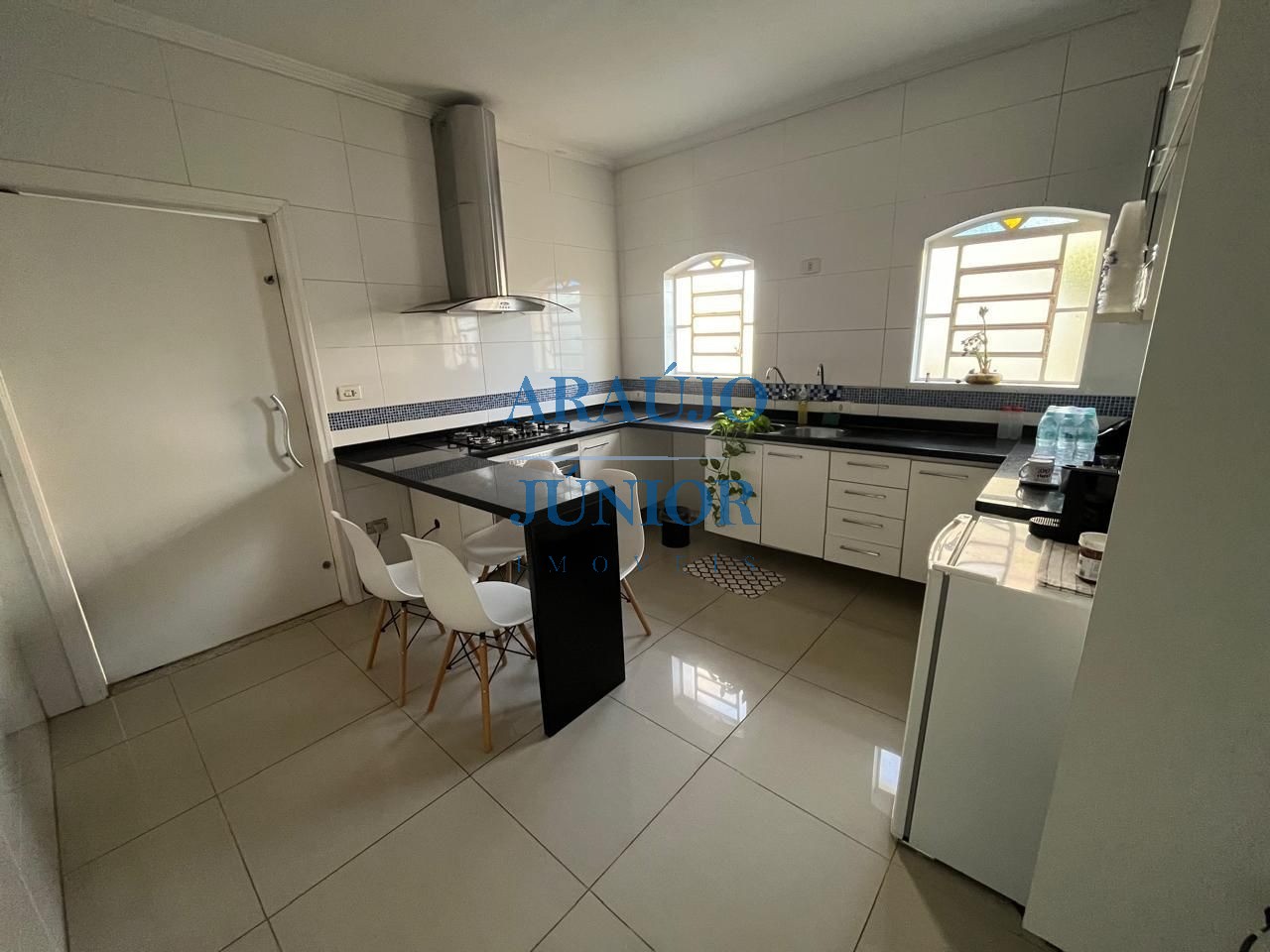 Casa, 3 quartos, 186 m² - Foto 3