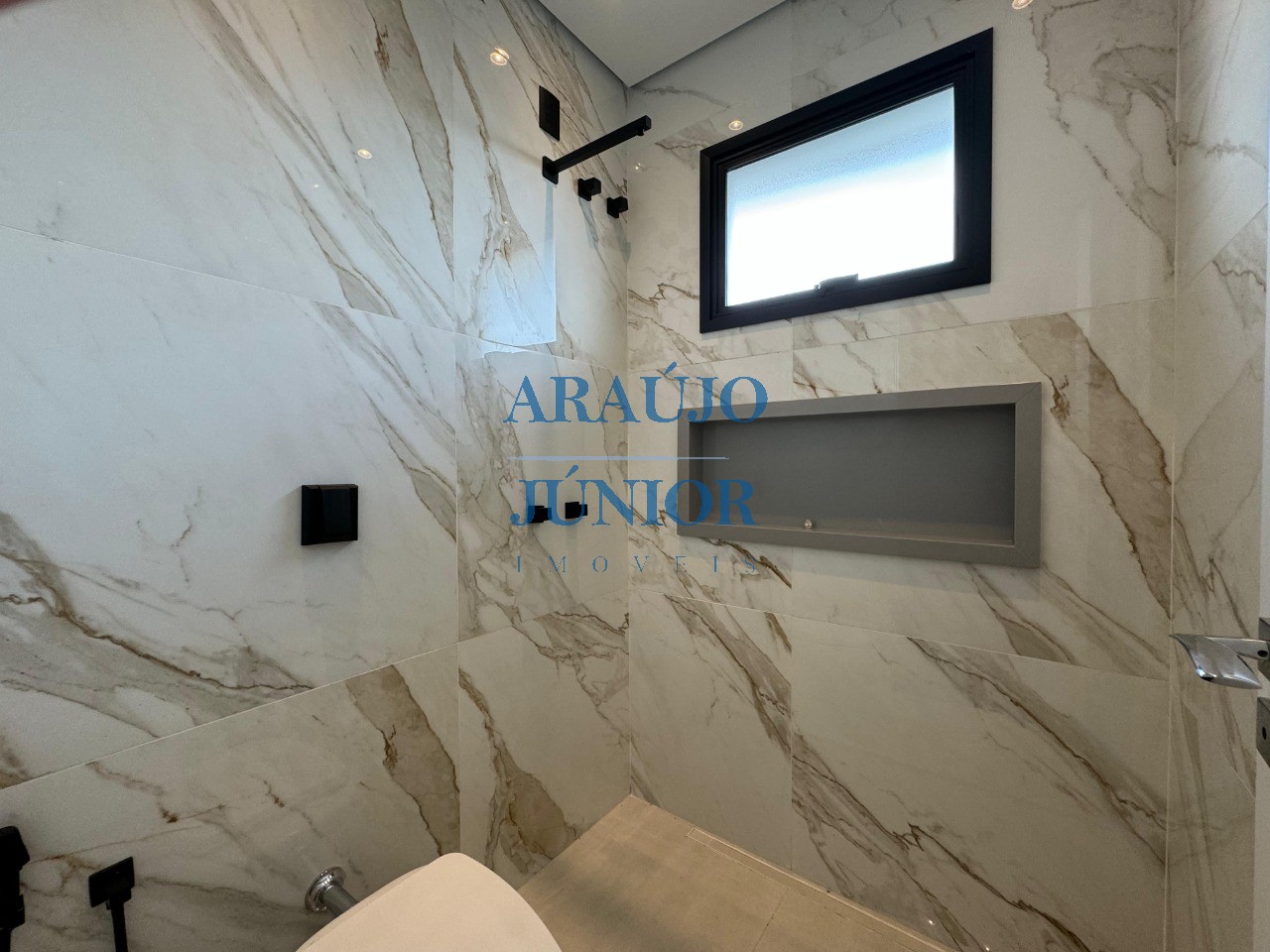 Casa, 3 quartos, 218 m² - Foto 8