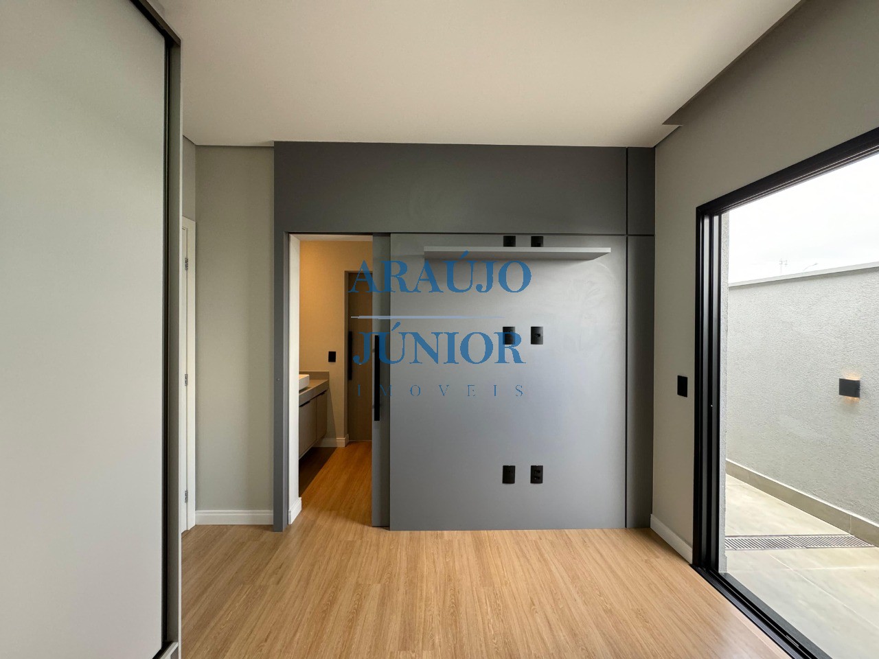 Casa, 3 quartos, 218 m² - Foto 4