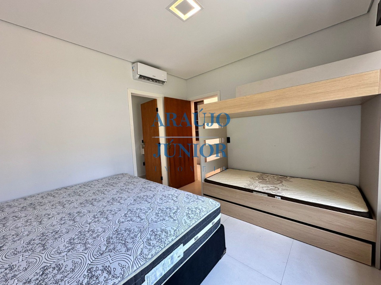 Casa, 4 quartos, 205 m² - Foto 19