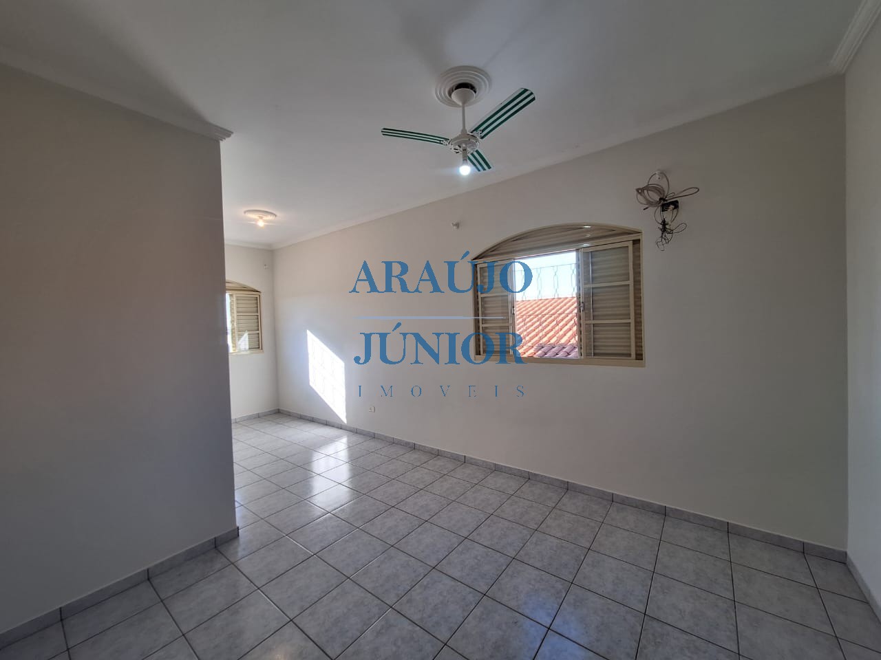 Casa, 3 quartos, 247 m² - Foto 35
