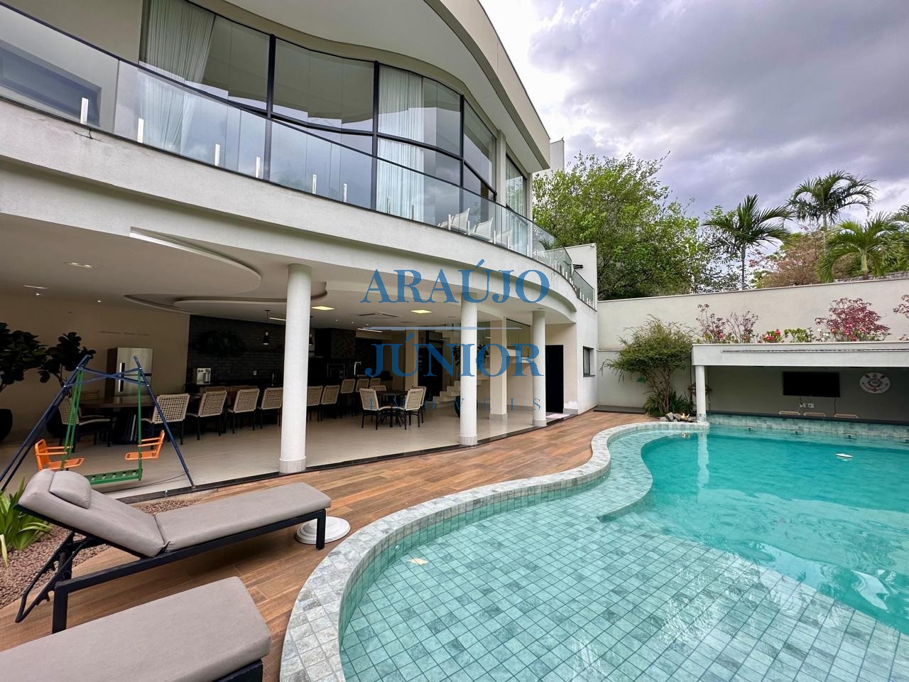 Casa, 4 quartos, 520 m² - Foto 1