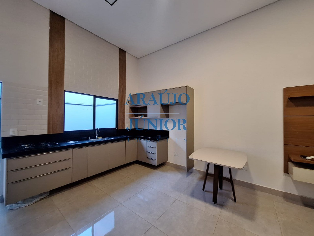 Casa, 2 quartos, 90 m² - Foto 2