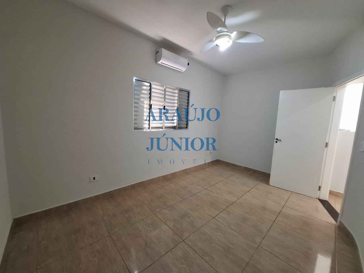 Casa, 3 quartos, 152 m² - Foto 13