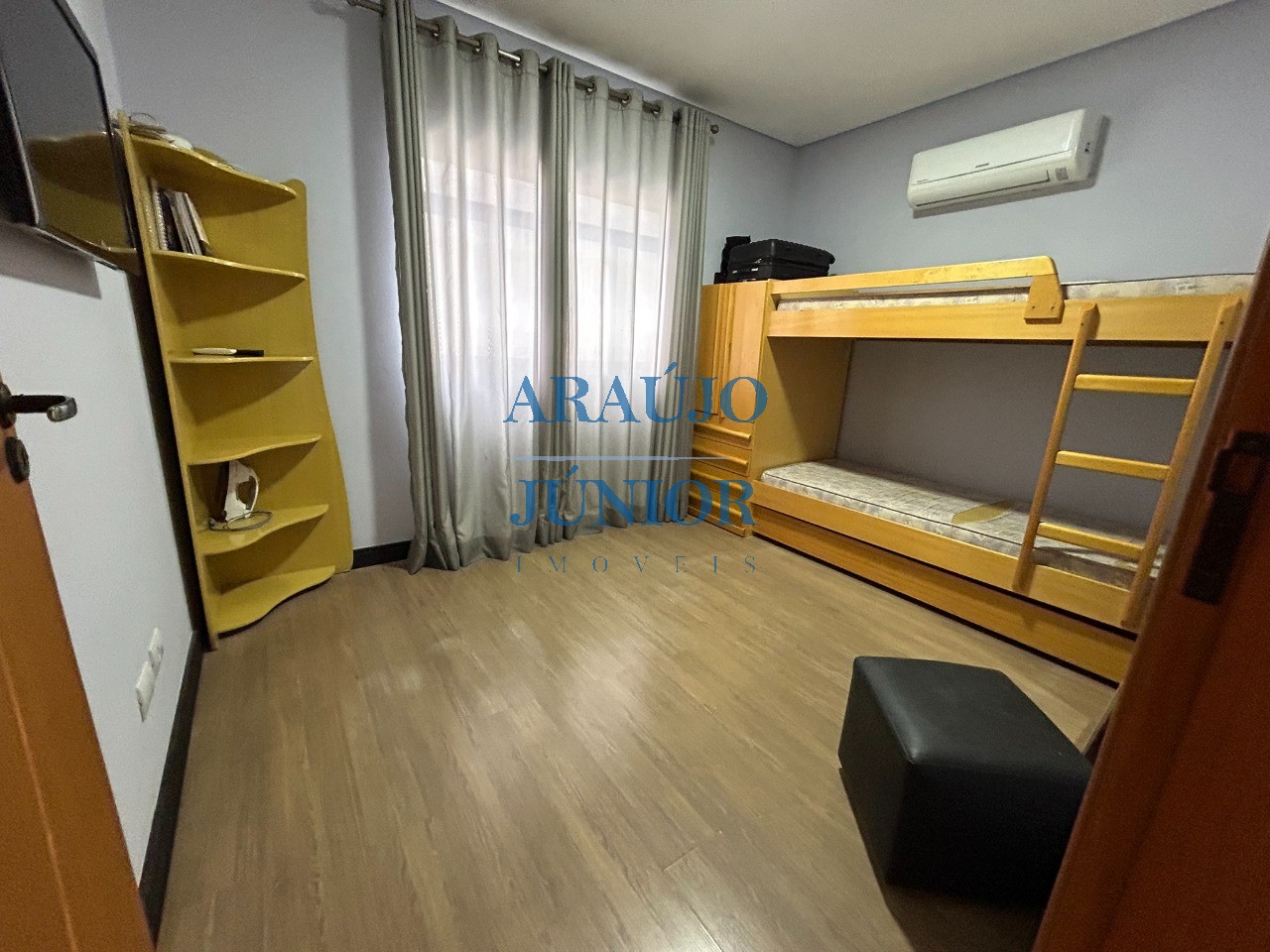 Casa, 3 quartos, 257 m² - Foto 26