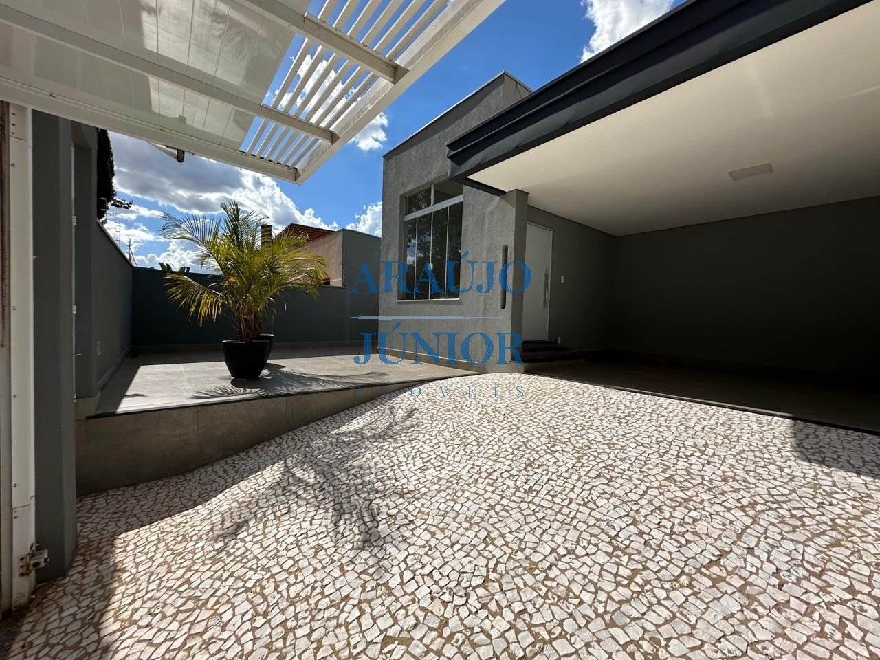 Casa, 3 quartos, 210 m² - Foto 3