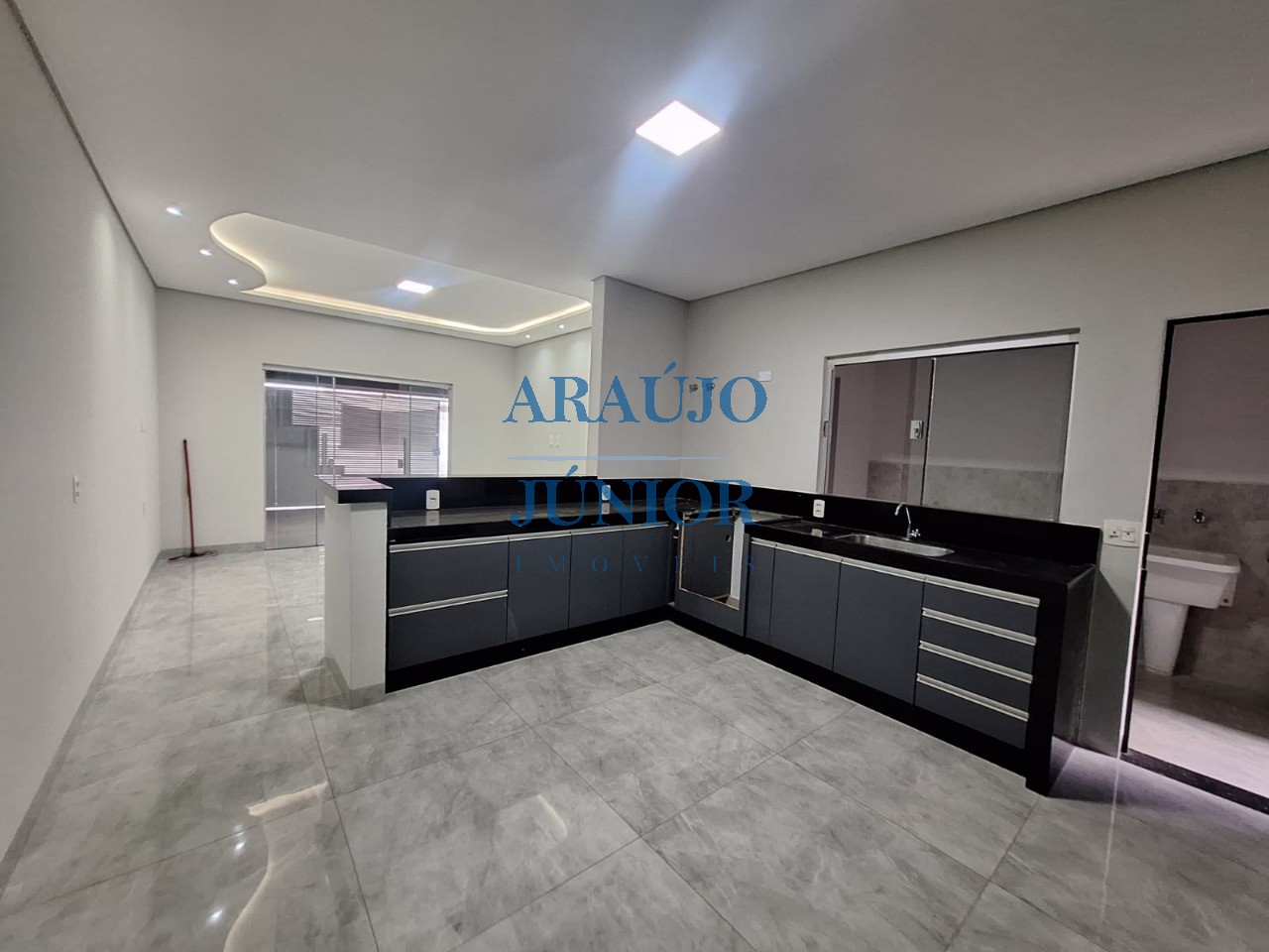 Casa, 4 quartos - Foto 1