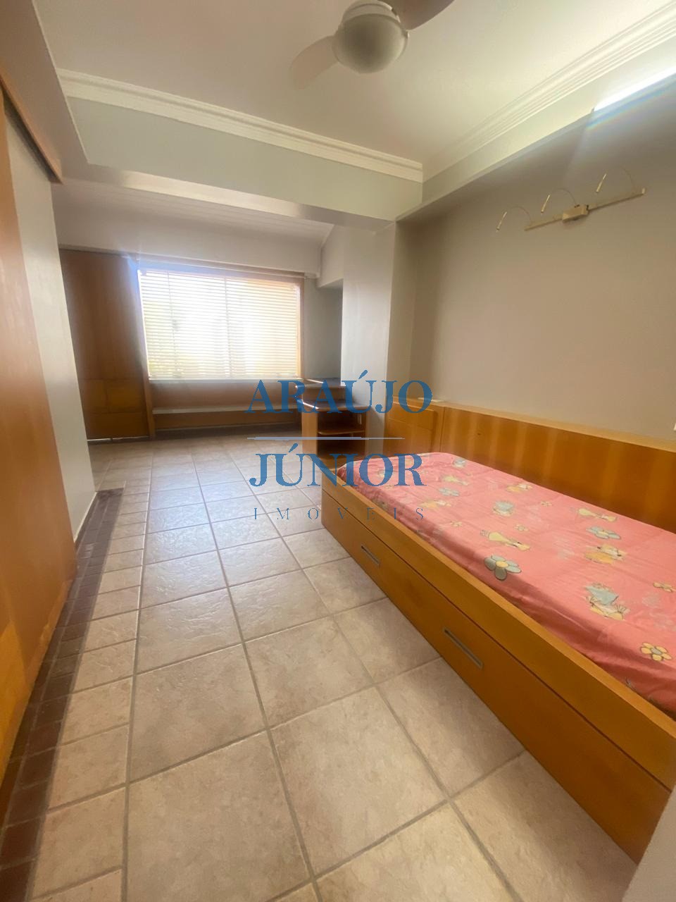 Casa, 4 quartos, 470 m² - Foto 2