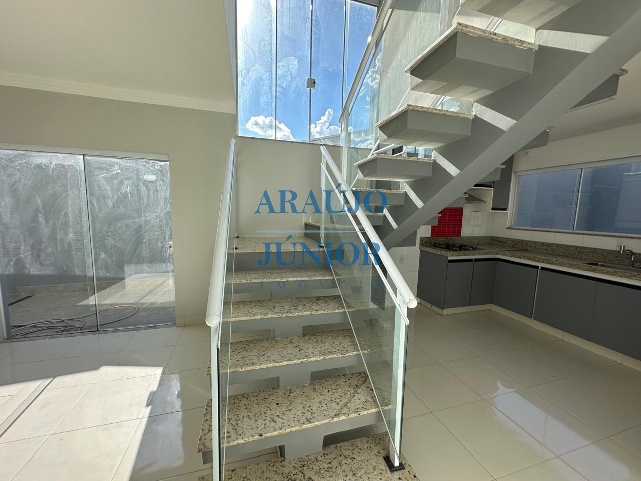 Casa, 3 quartos, 210 m² - Foto 34