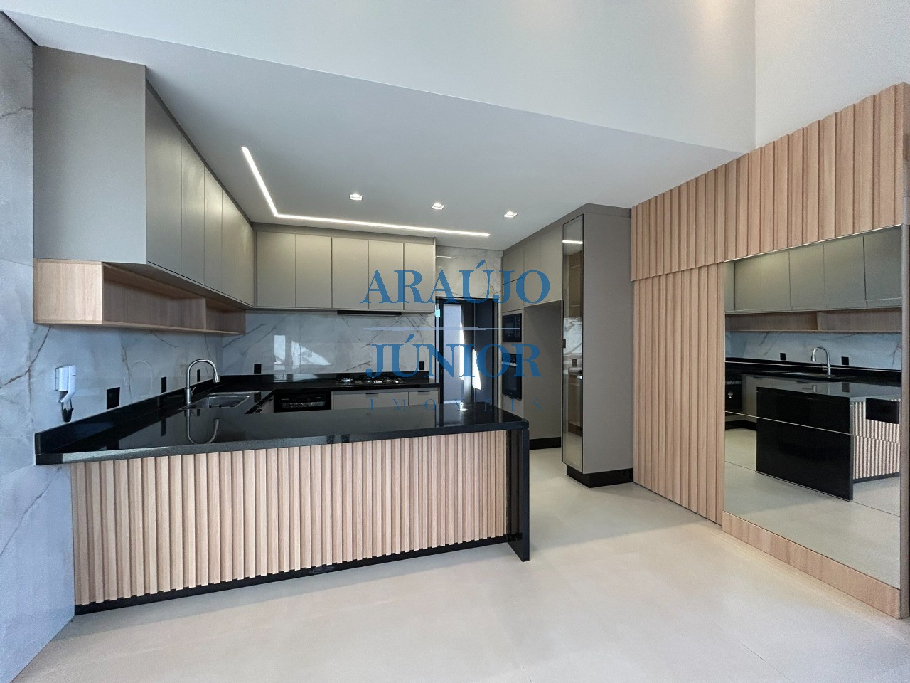 Casa, 3 quartos, 180 m² - Foto 37
