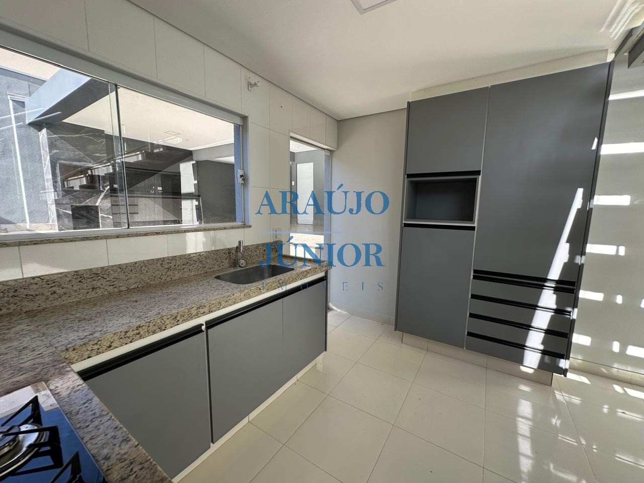 Casa, 3 quartos, 210 m² - Foto 25