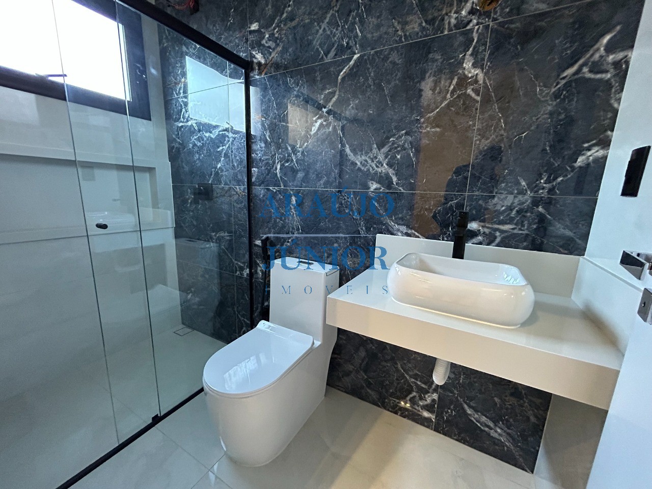 Casa, 3 quartos, 201 m² - Foto 4