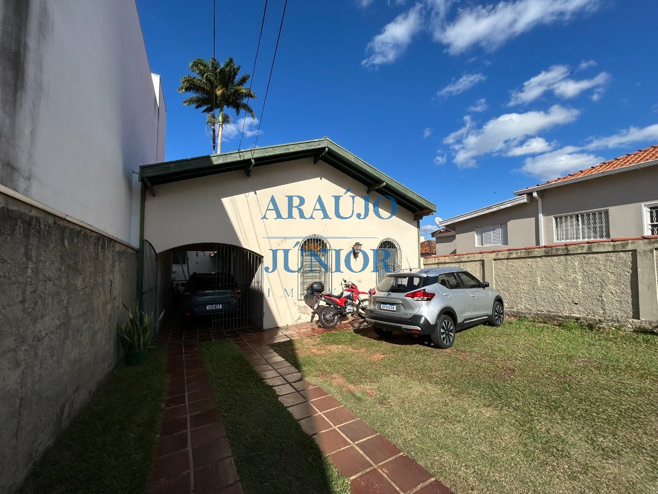 Casa, 2 quartos, 200 m² - Foto 1