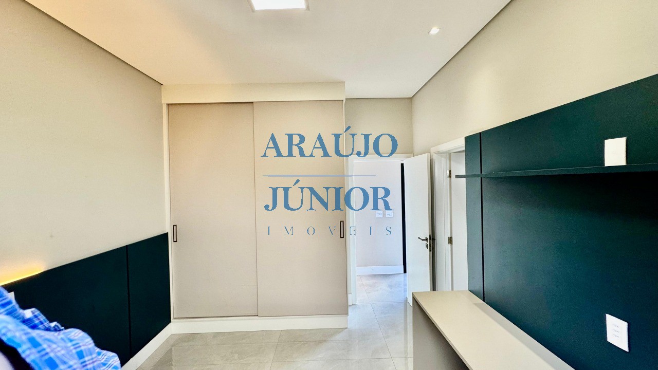 Casa, 3 quartos, 250 m² - Foto 15