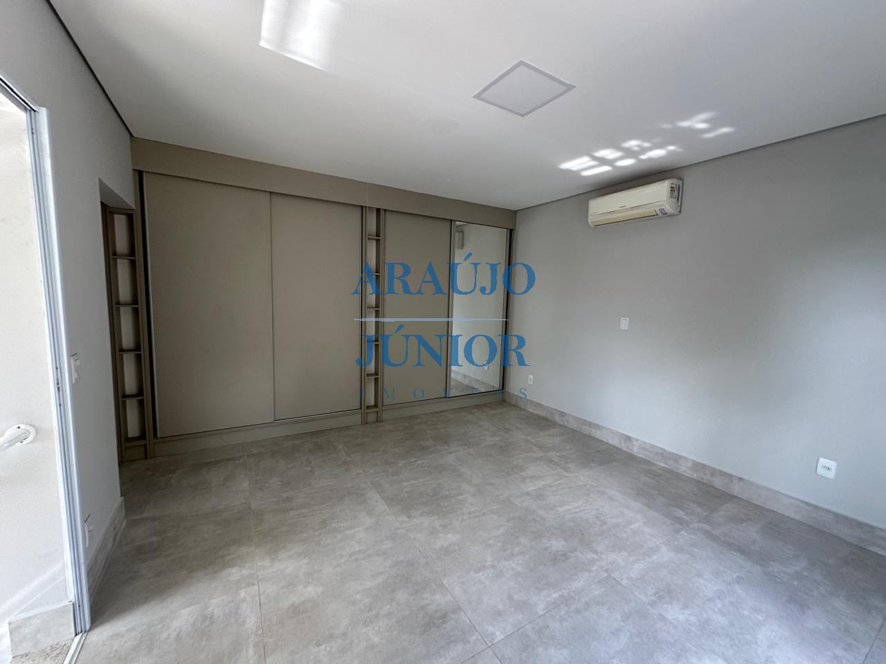 Casa, 3 quartos, 210 m² - Foto 37
