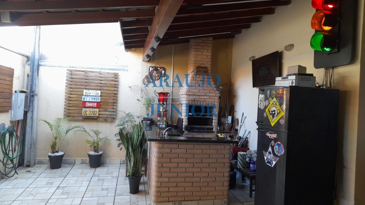Casa, 3 quartos, 180 m² - Foto 2