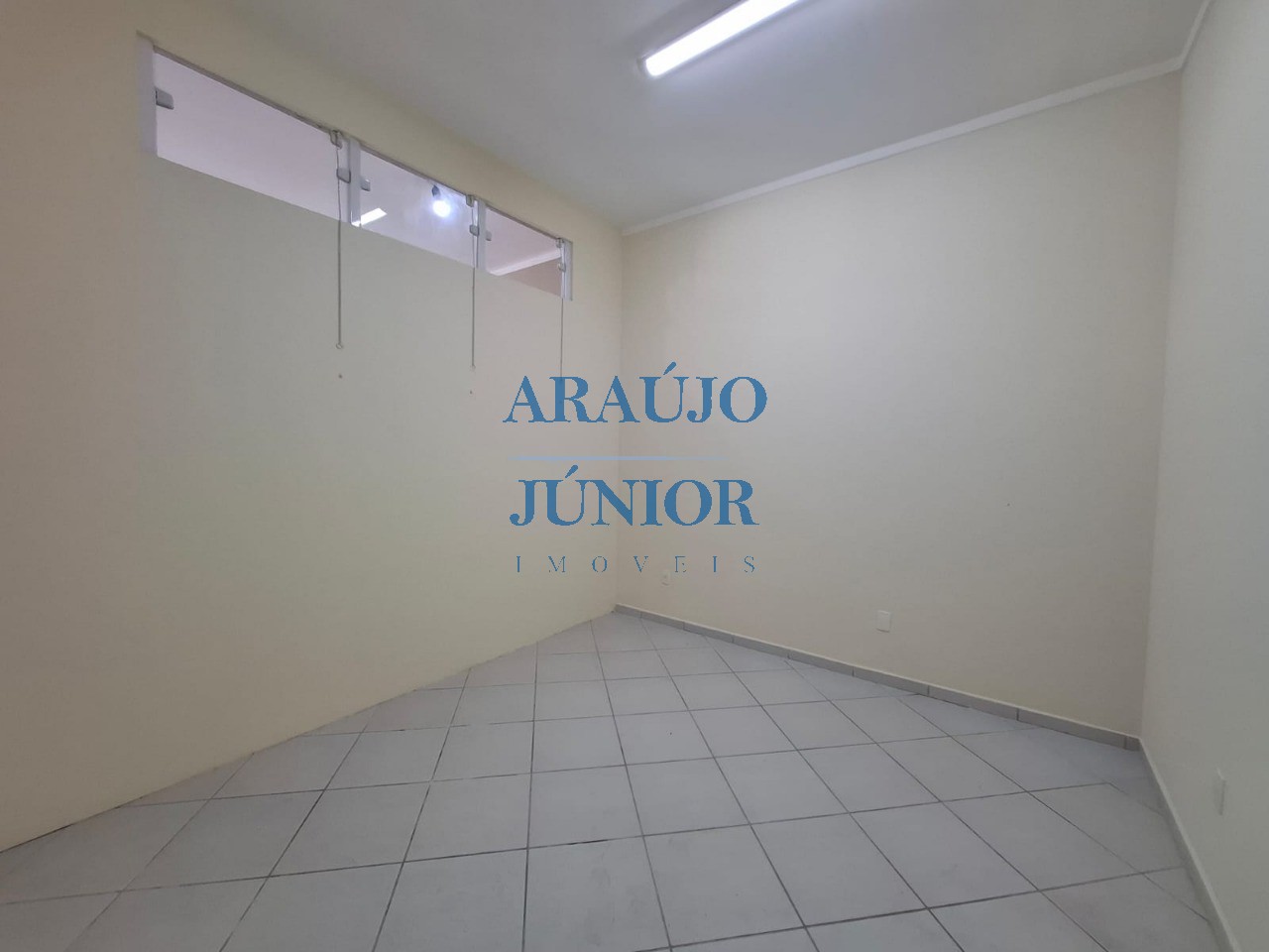 Prédio Inteiro, 243 m² - Foto 26