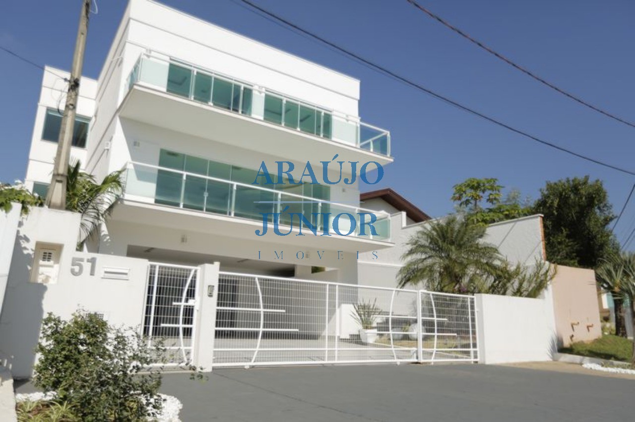 Casa, 4 quartos, 467 m² - Foto 1