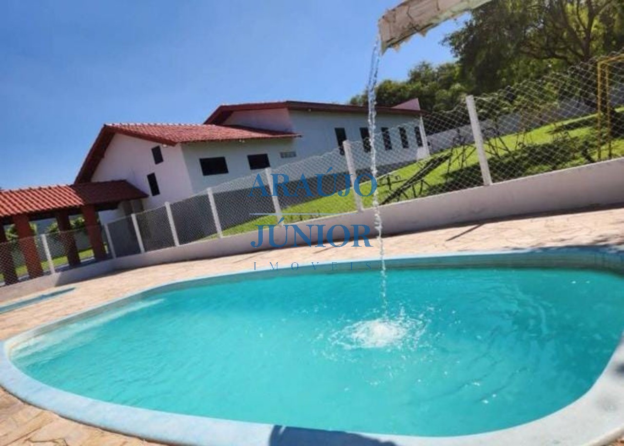 Chácara, 2 quartos, 880 m² - Foto 1